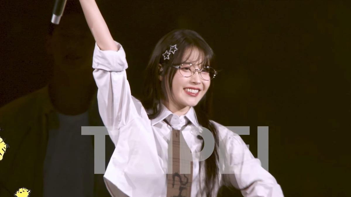  李知恩 